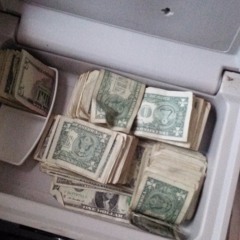 YALL NIGGAS DONT TRAP NO MO