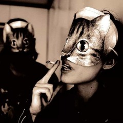 [HQ] Loving Strangers (OST - Room in Rome) - Russian Red