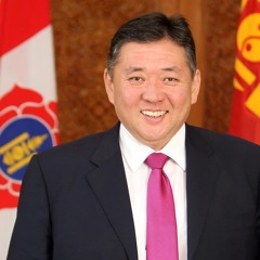 Алтан Сарнай 2015 Наадaмд мэндчилгээ дэвшүүлж үг хэллээ