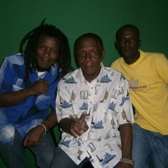 The Heptones - Walk Away From Love  (ensayo)