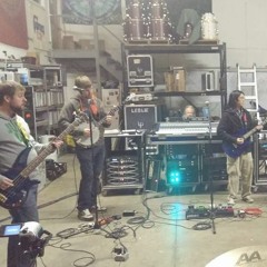 Hot Brown Smackdown performing "High Lonesome Sound" live