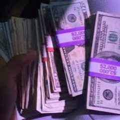 DYung - Hunnid Bandz. Ft , Keelo Bandz & Guwap Gaphik