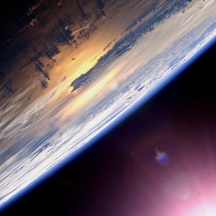 Cover: Clint Mansell - Leaving Earth