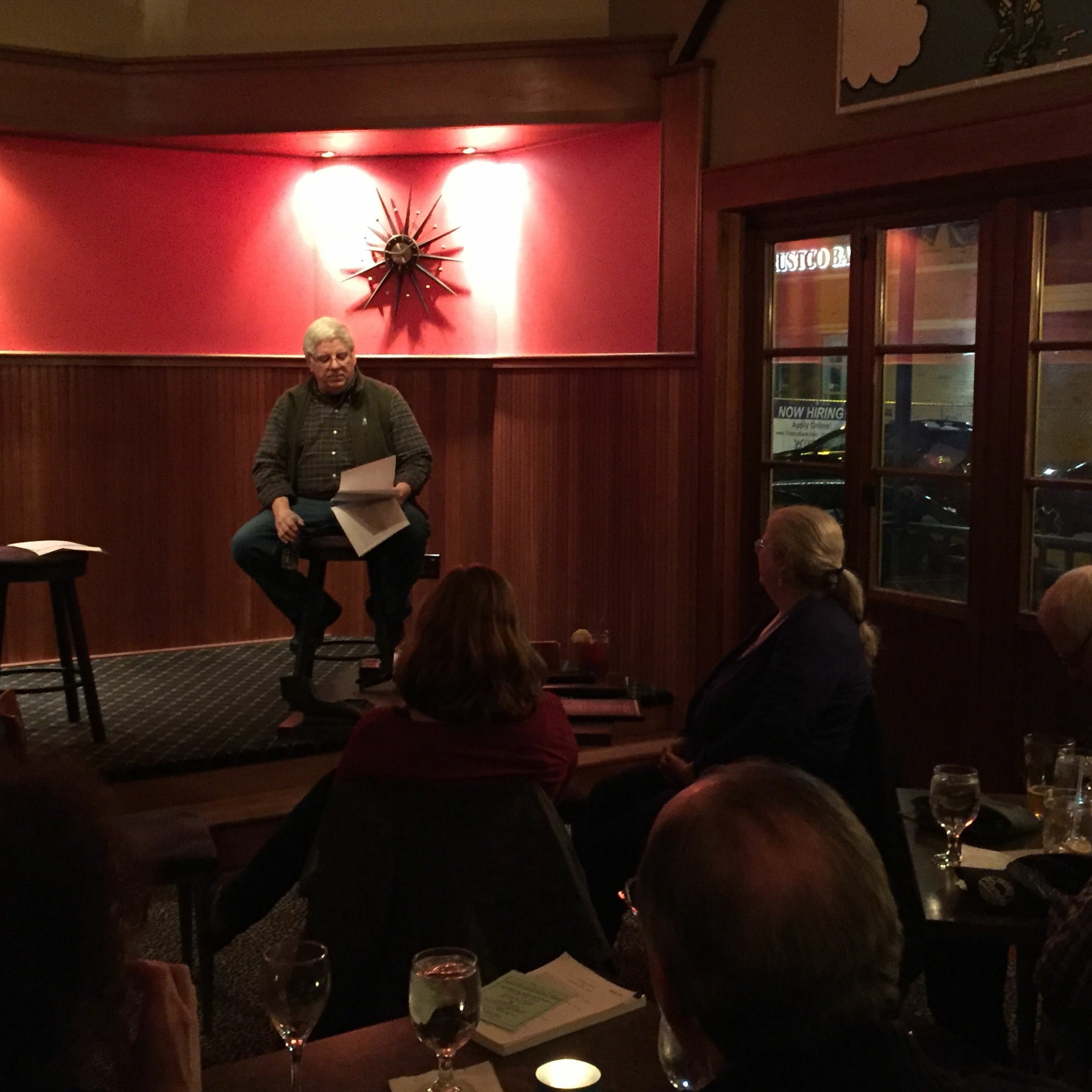 Writers Read Live!