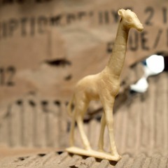 Poupa Honk and the Plugins - Giraffe