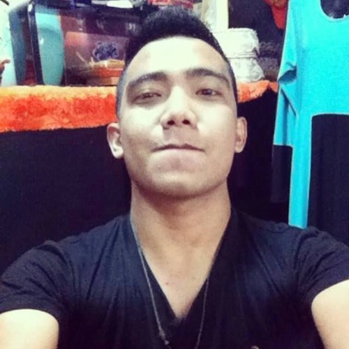 Memori Daun Pisang Duet Dwntamaharani Smule By Ismail Kelana On Soundcloud Hear The World S Sounds