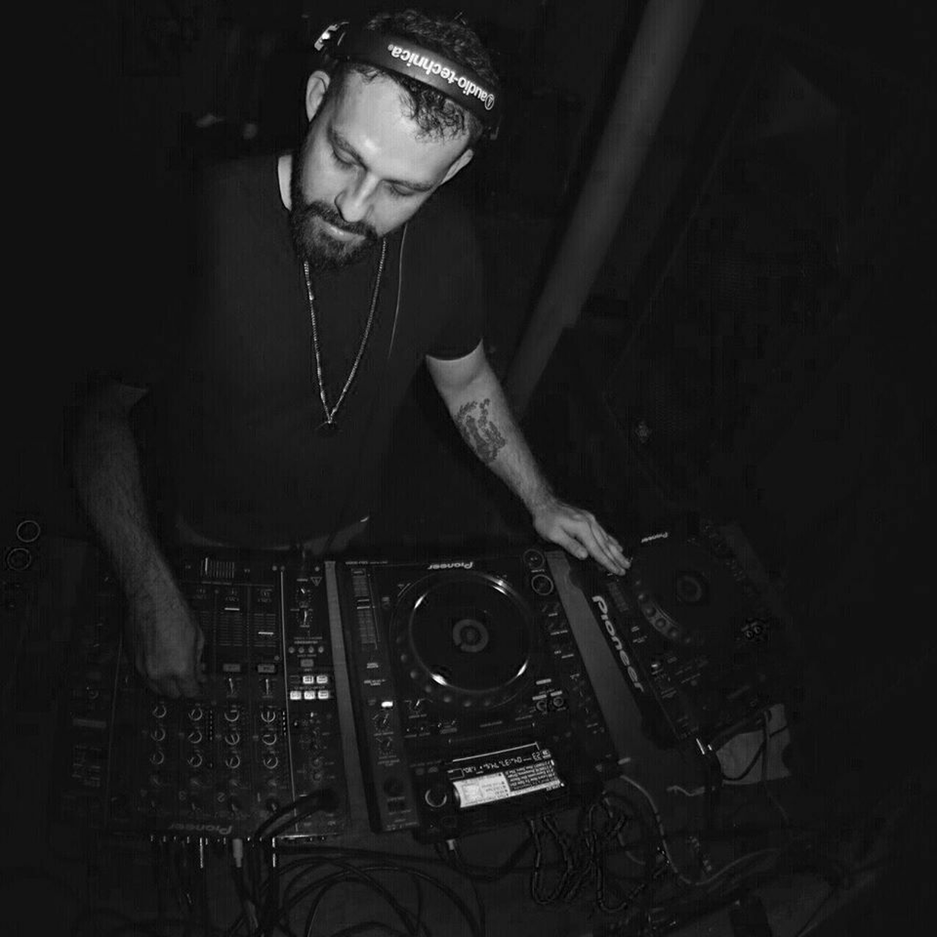 Downlow Radio
