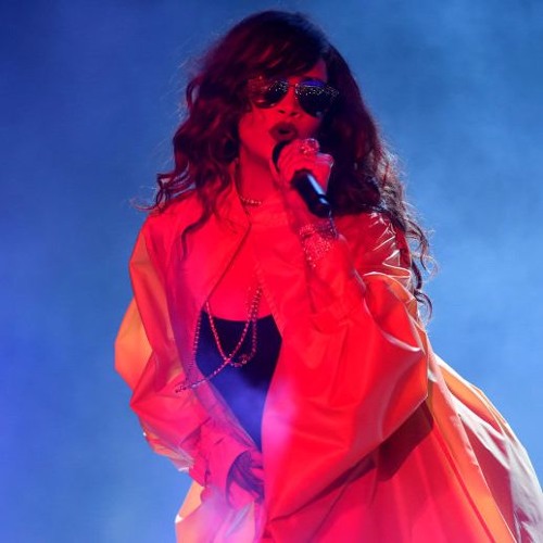 01 Intro Goodnight Gotham Rihanna live Rock in Rio 2015