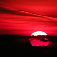 Bloody Thoughts - Moreazy (Sangre De Barrio Remix)