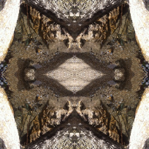 Praeditos Apedreaditus KONOKUNOK & Urilá