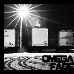 Robert DeLong Ft. Omega Fade - Long Way Down Remix