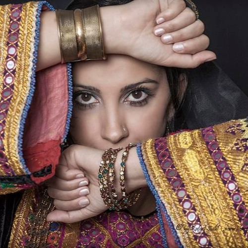 Pashto and Urdu Mashup