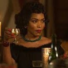 02 AMERICAN HORROR STORY