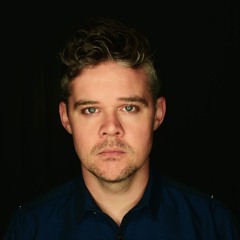 She Thinks I Still Care (live)