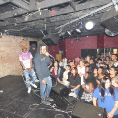 KushPackCris x Rizzo Blaze - Skur