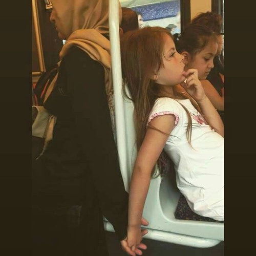 أغرى امرؤ يوما غلاما جاهلا..  بصوتي : )