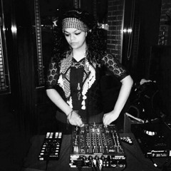 TechnoFist Podcast 020: Saira Khan
