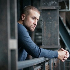 أحمد يا ساكن طيبة انا قلبي بحبك هاما ،،