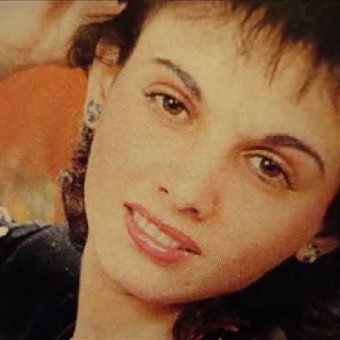 منسيين .