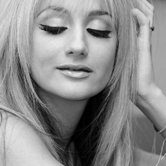 (Jessie J) Big Wite Room by Xylene