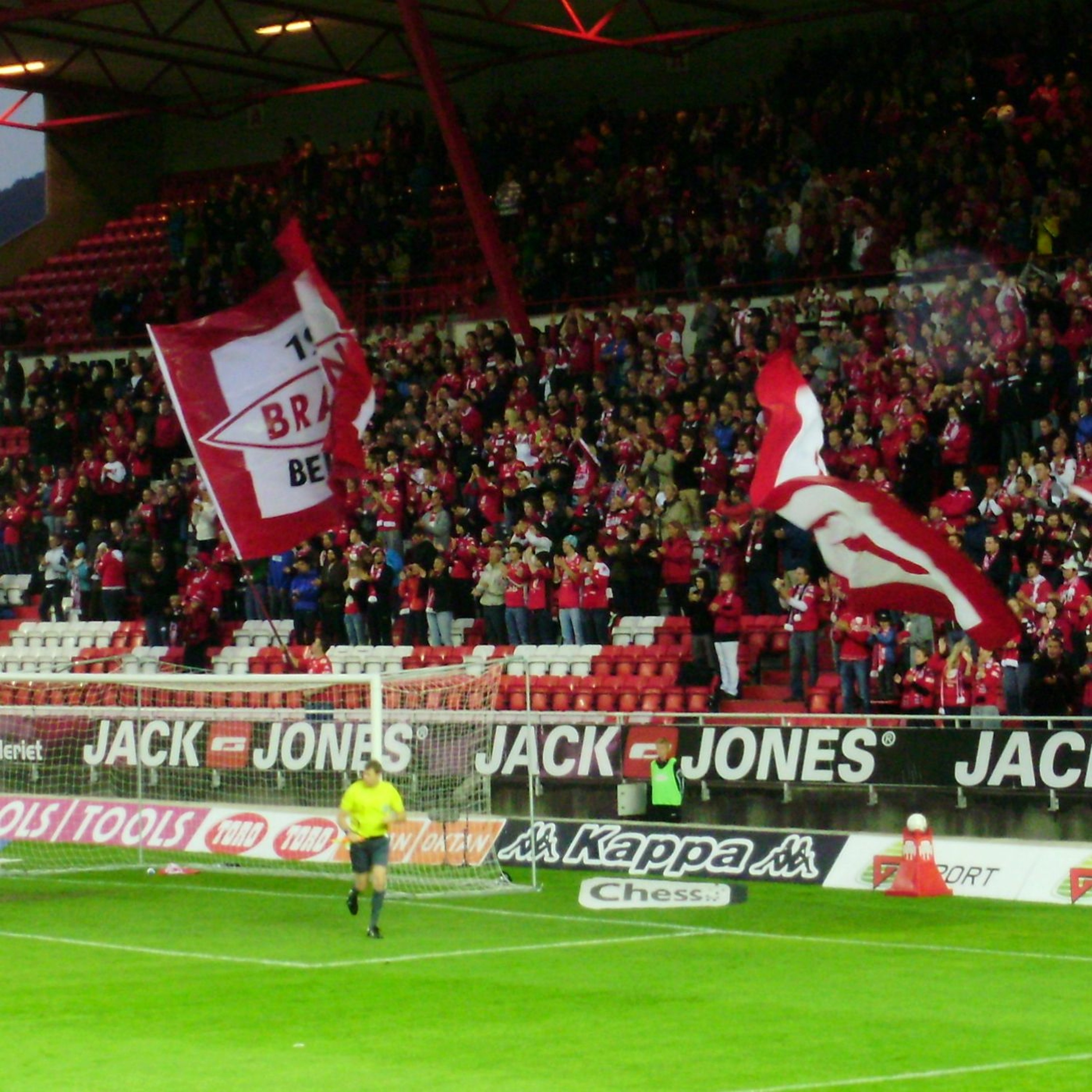 cover of episode Første episode - Heia Brann .mp3