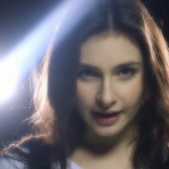 For The First Time - Gloria Circio