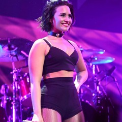 Demi Lovato - Mr. Hughes (Live at Jingle Ball 2015)