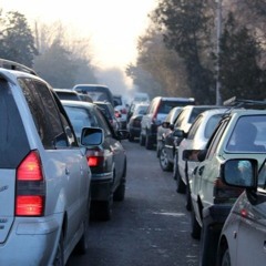 Сурамжылоо: Оң рулдуу унааларга тыюу салыш керекпи?