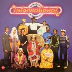 ACCOLADE - Retounin