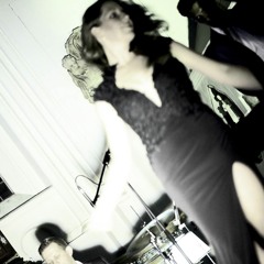 C'est Si Bon - Live at The Lantern Arts Centre 21/11/2015