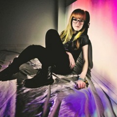 ELLIE MAKES MUSIC - It's For The Best (Radio Edit)