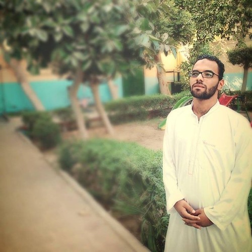 هذا الحسين و هذه انواره ..حسين مصطفى