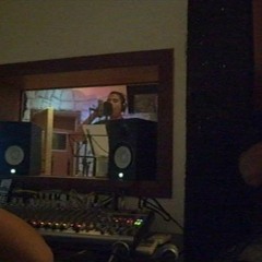 A Noite Cai - Naipe e PV HIPHOP feat. Pacificadores (2011)