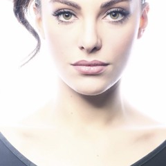 Tuvana Türkay - Ara Ne Olursun
