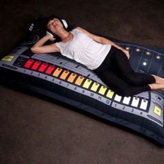 03.00 - Behind Those CherryBlue EyEs part I