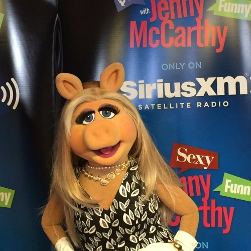 Happy National Selfie Day from Miss Piggy!, Smile! It's  #NationalSelfieDay! Miss Piggy has the perfect poses and the flashiest tips  to help you take the perfect selfie., By The Muppets