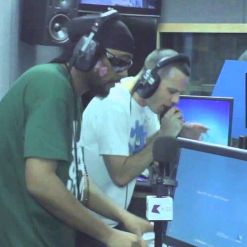 Dj Hype & Mc's Shabba D & Stormin On Kiss (32 Bars From Mars Part 4)
