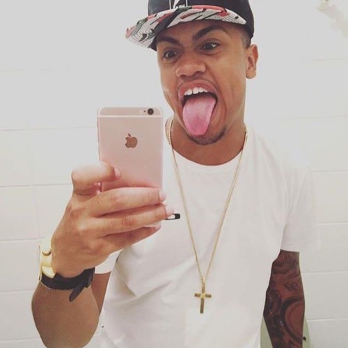 MC Davi - Eu Sou Dos 4M (DJ Igor MPC) Clique em (SEGUIR )