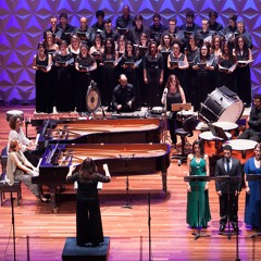 "O peso do Eco" for choir, four soloists, two pianos and percussion