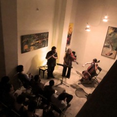 Stephanie Griffin: Unstrung (2015) for flute, viola and cello