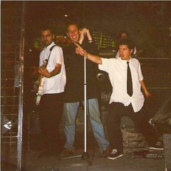 Santos Inocentes - Microman (En Vivo)