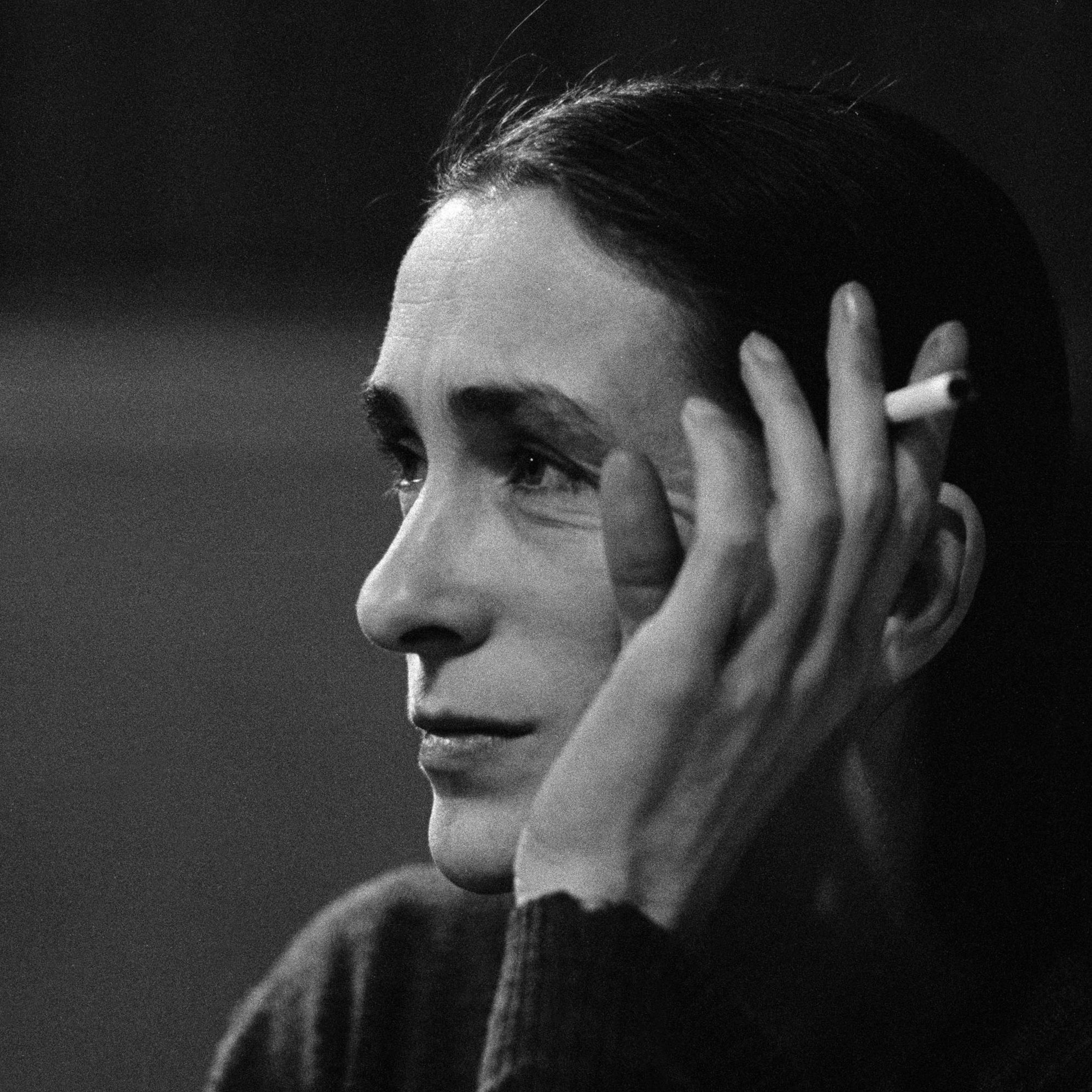 Les gestes transportés : l'"autour" de l'oeuvre de Pina Bausch episode artwork