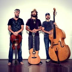 Acoustic "Walk Into the Wind" with Markus Helander on drums