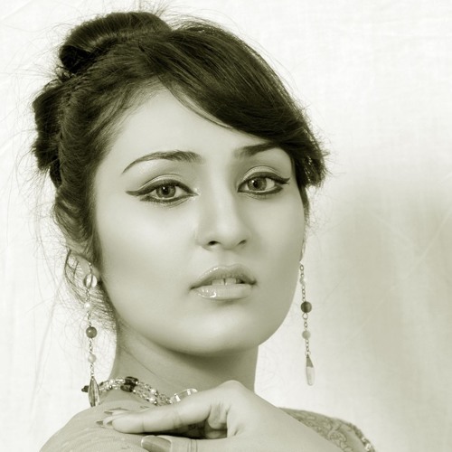 Abhi Sath Chal By Sara Raza Khan ( Title Song DUKHTAR)