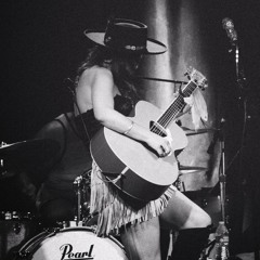 Gold - (Live)