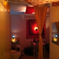 Smelly Cavemens From The Future