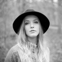 Chandelier - Live Cover