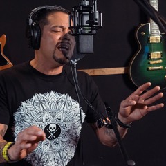 Male Vocals - Mic Shootout with Andy Vargas