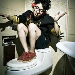 Chúng ta đều là những người cô đơn - Hoa Thần Vũ