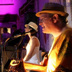 Falsa Baiana (Cyro Monteiro)Claudio Portanova ensayando para Vinicius, música y poesía de Brasil